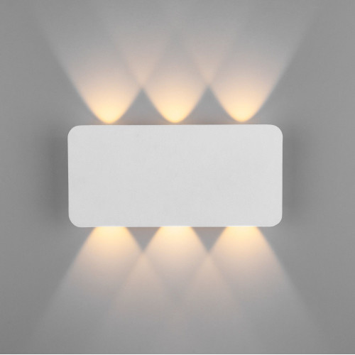 Настенный светодиодный светильник Angle LED 40138/1 LED белый Elektrostandard