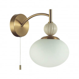 Бра с выключателем LUMION GLORIYA 8272/1W